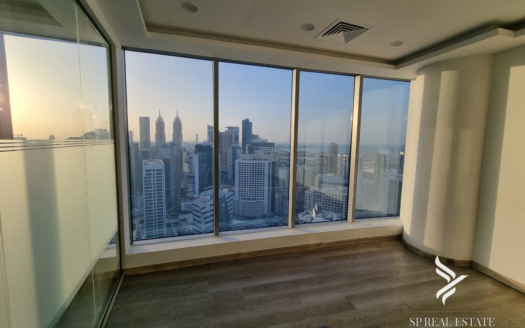 Vacant – Sea View – High Floor – Partitions